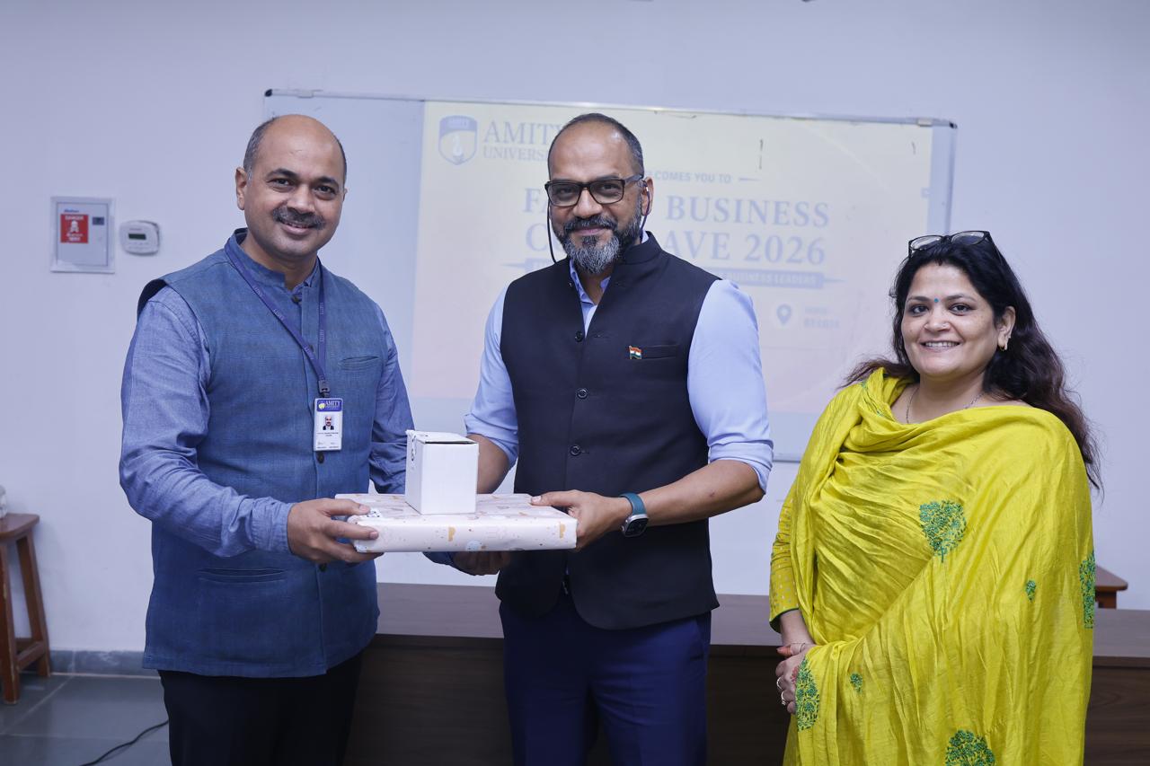 Vijay Sharma being recognised at Amity Family Business Conclave 2026